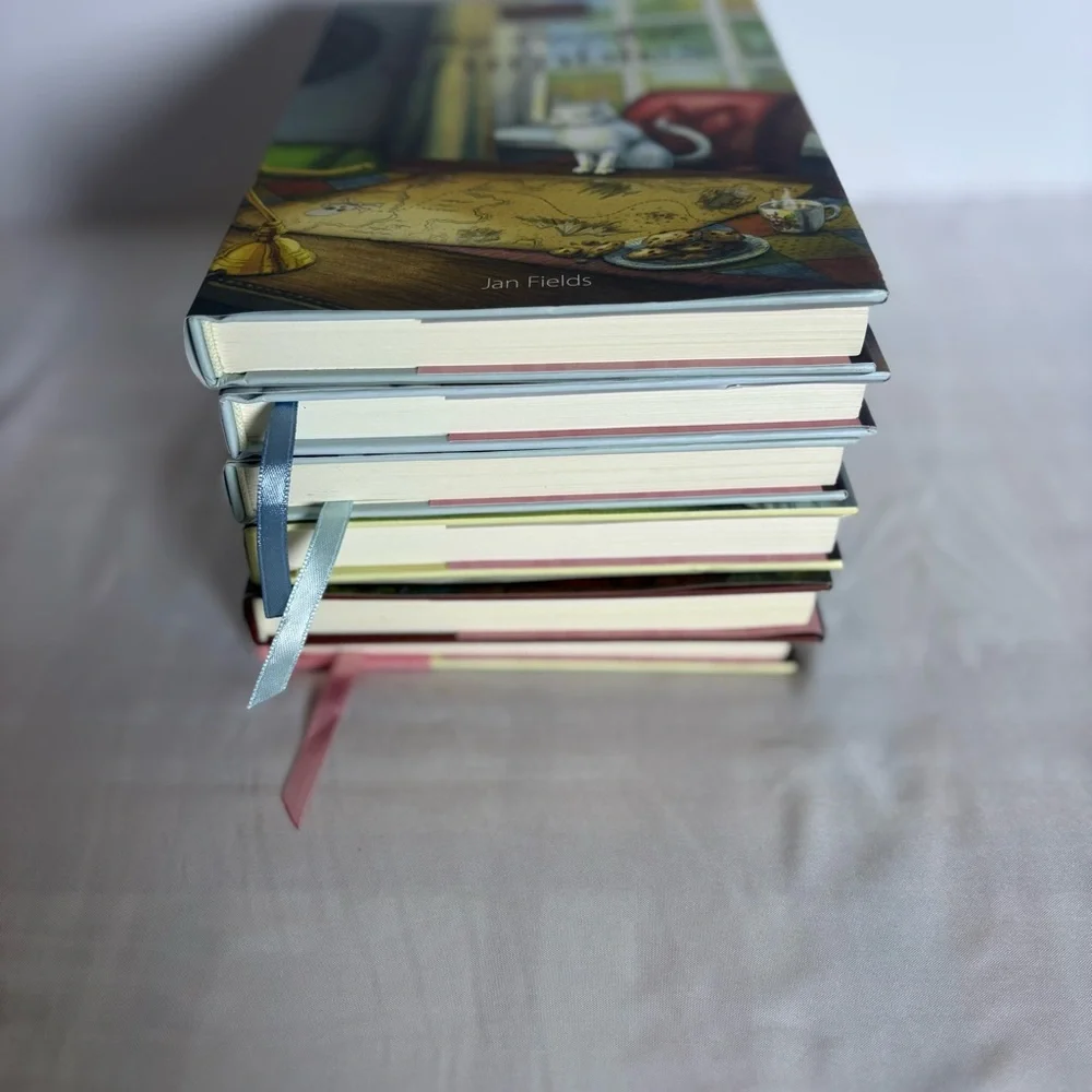 Chocolate Shoppe Mysteries Cat Hardcover Book Bundle Cozy Mystery Shelf Decor - Picture 6 of 7